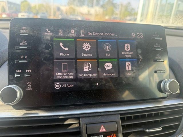 Used 2018 Honda Accord Sport image 14