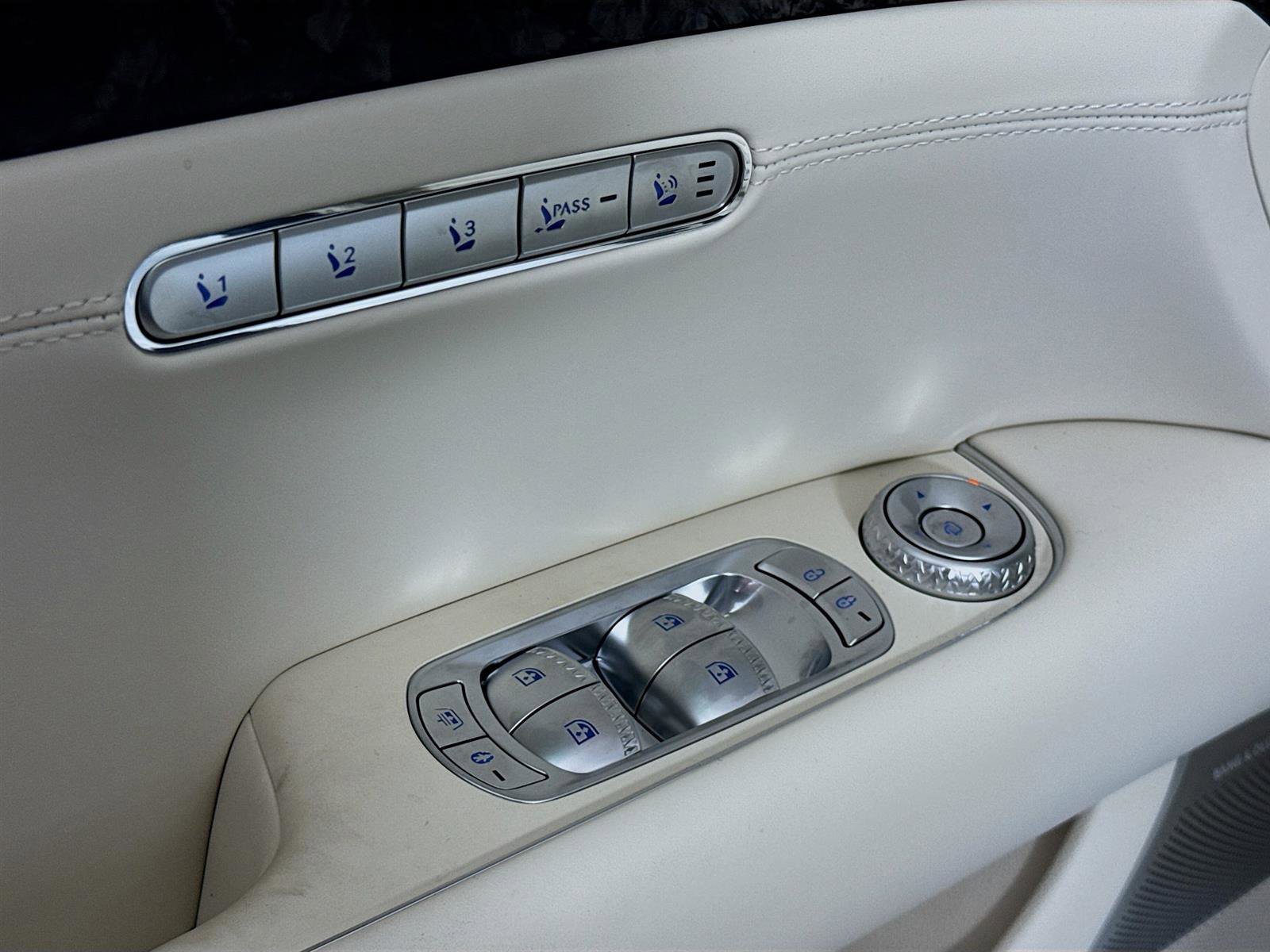 New 2025 Genesis G90 3.5T image 20