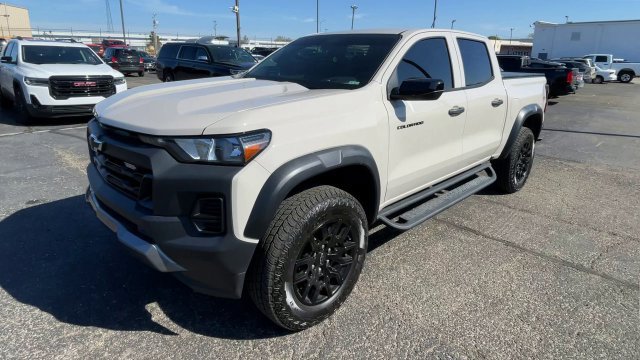 Used 2026 Chevrolet Colorado Trail Boss AWD/4WD image 6