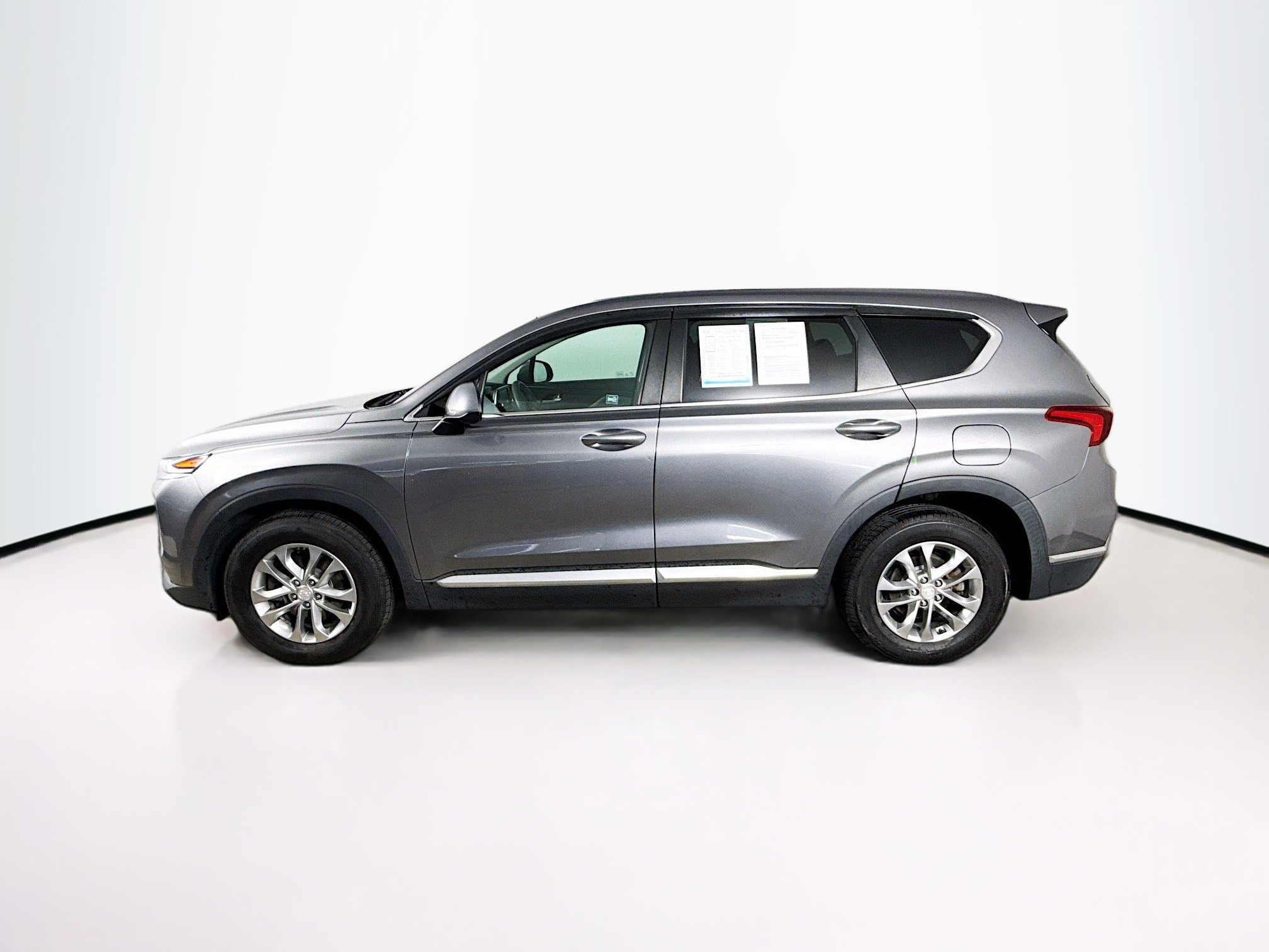 Used 2020 Hyundai Santa Fe SE image 7
