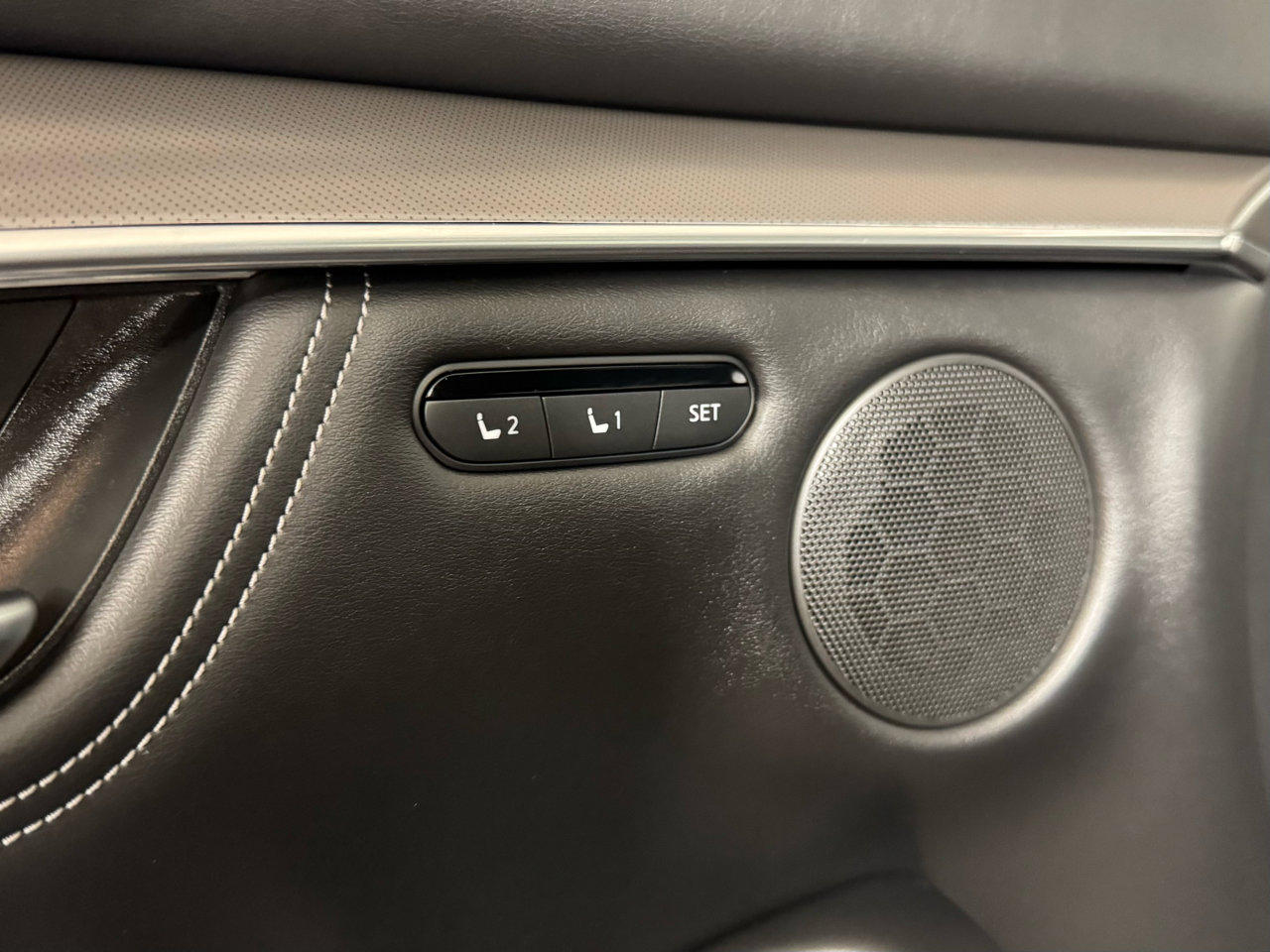 Used 2024 INFINITI QX55 Luxe w/ Cargo Package image 17