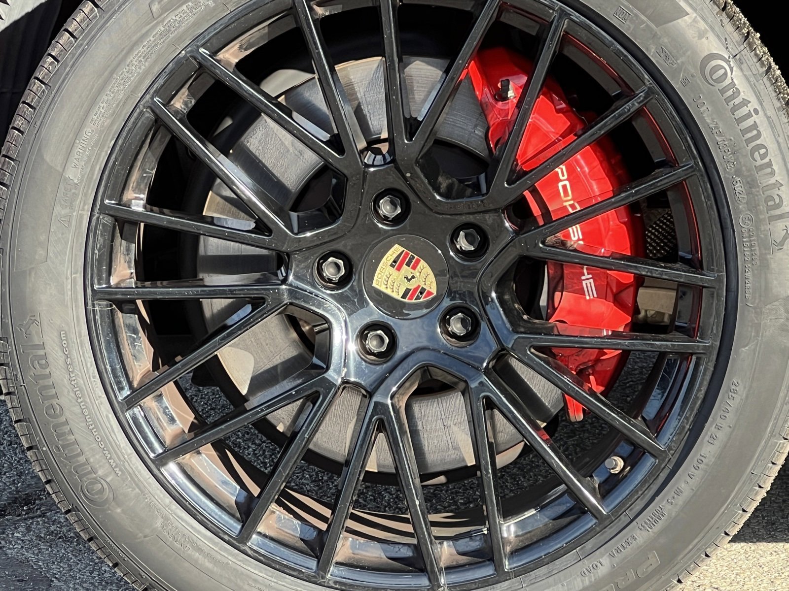 Certified 2023 Porsche Cayenne Coupe image 12