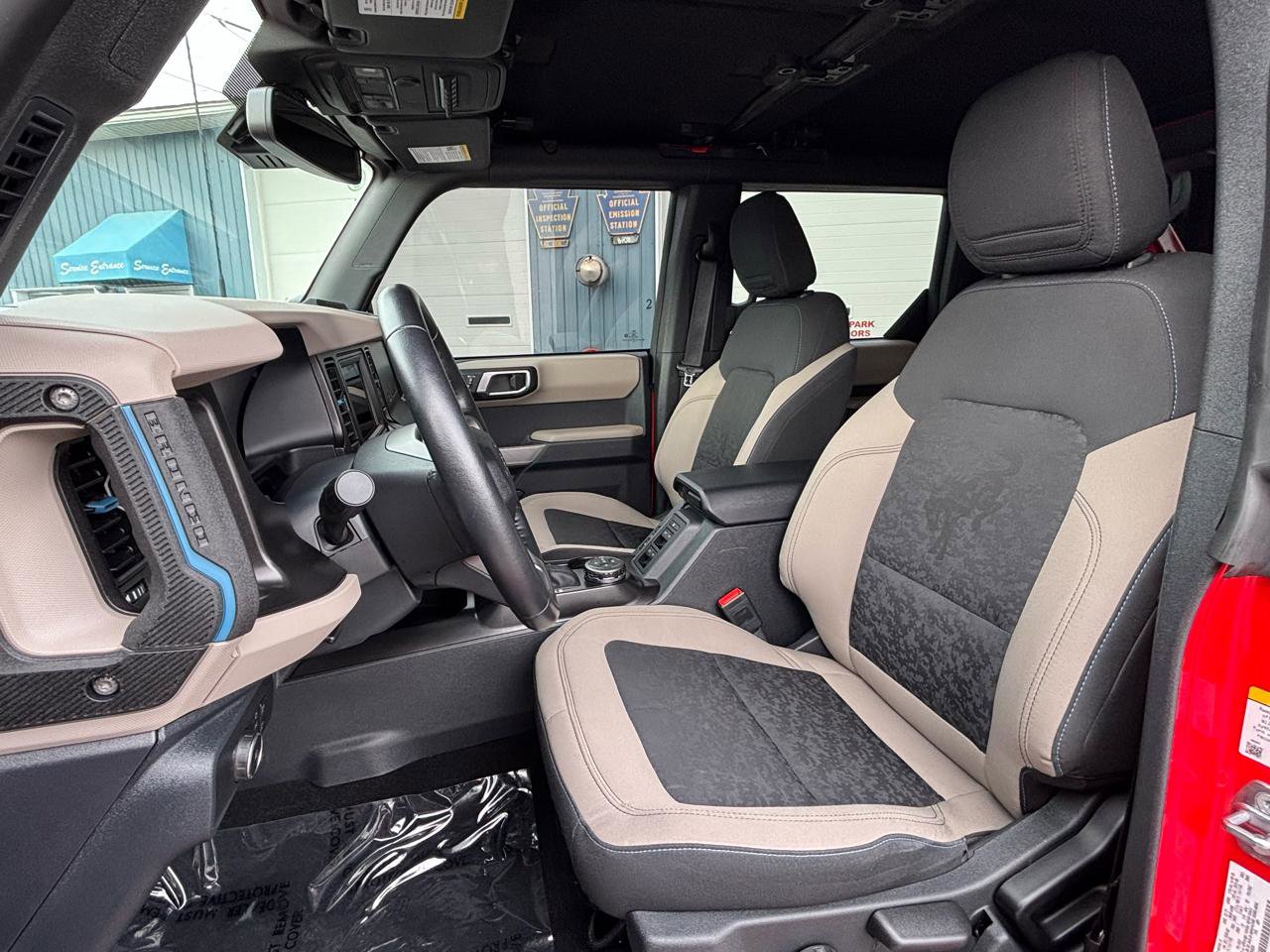 Used 2022 Ford Bronco Wildtrak image 15