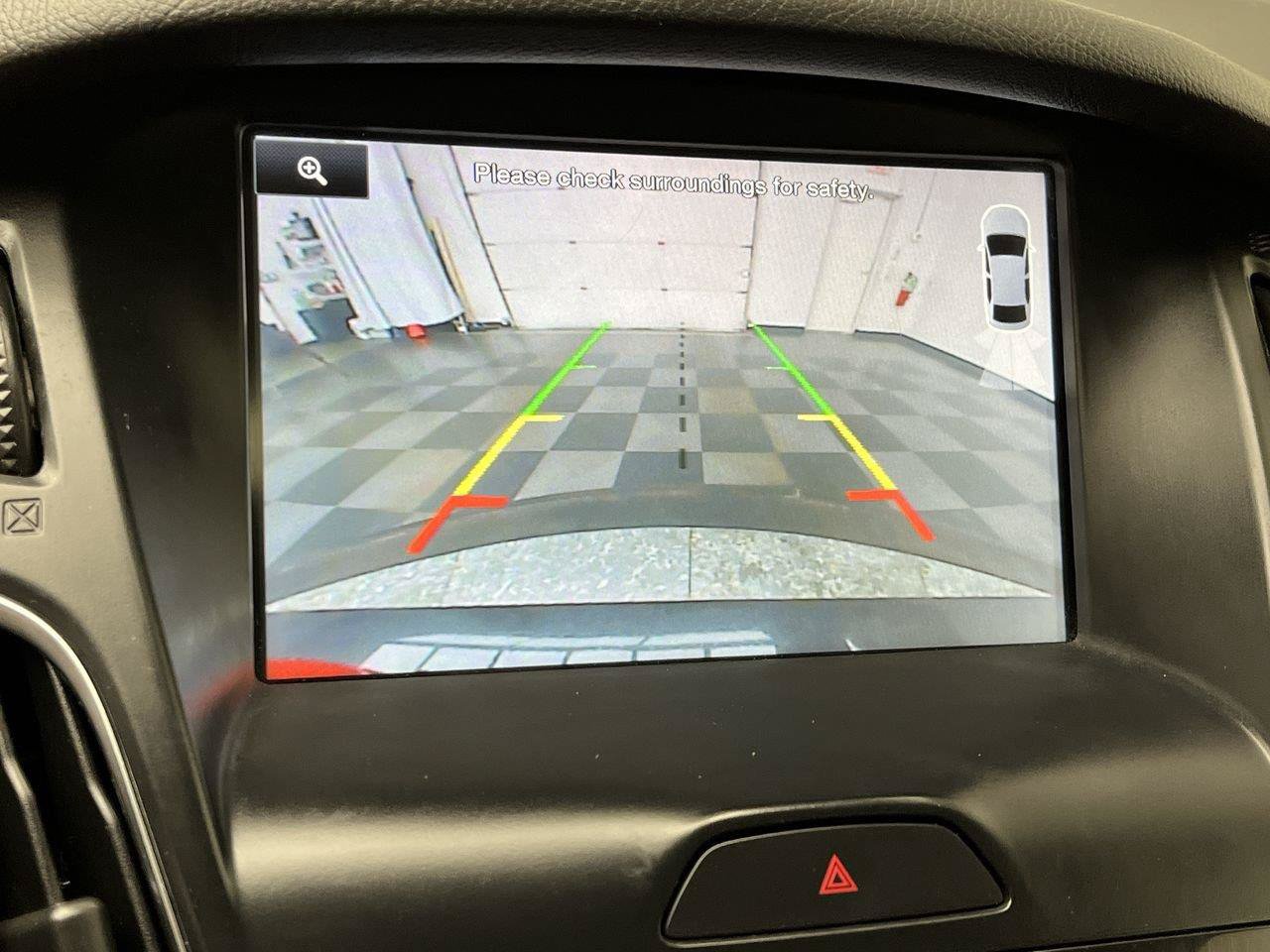 Used 2015 Ford Focus Titanium FWD image 6