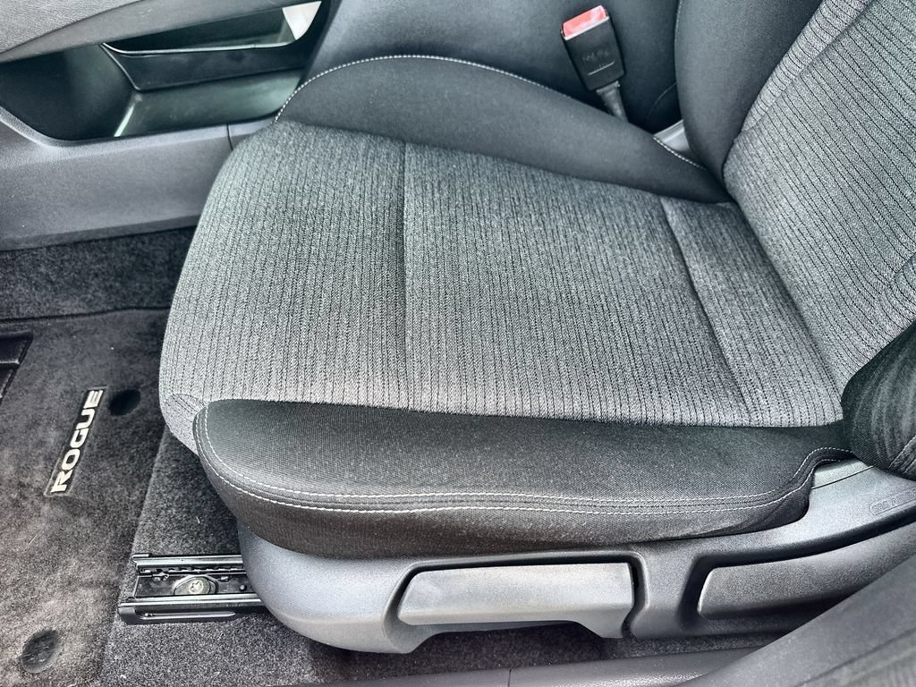 Used 2021 Nissan Rogue S FWD image 25