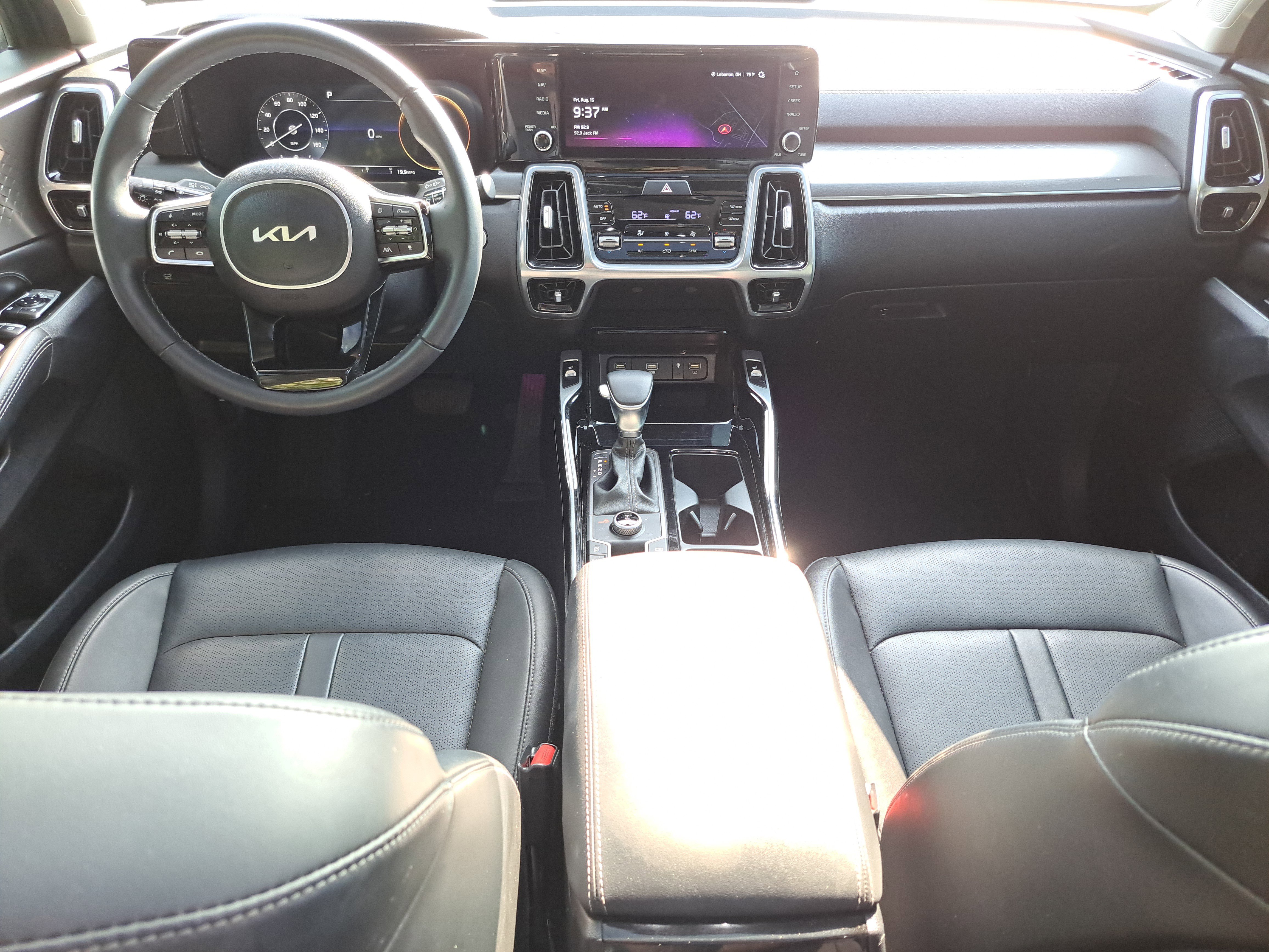 Used 2023 Kia Sorento SX image 7