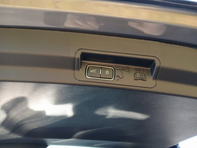 New 2025 Ford Explorer ST-Line w/ Premium Package image 31