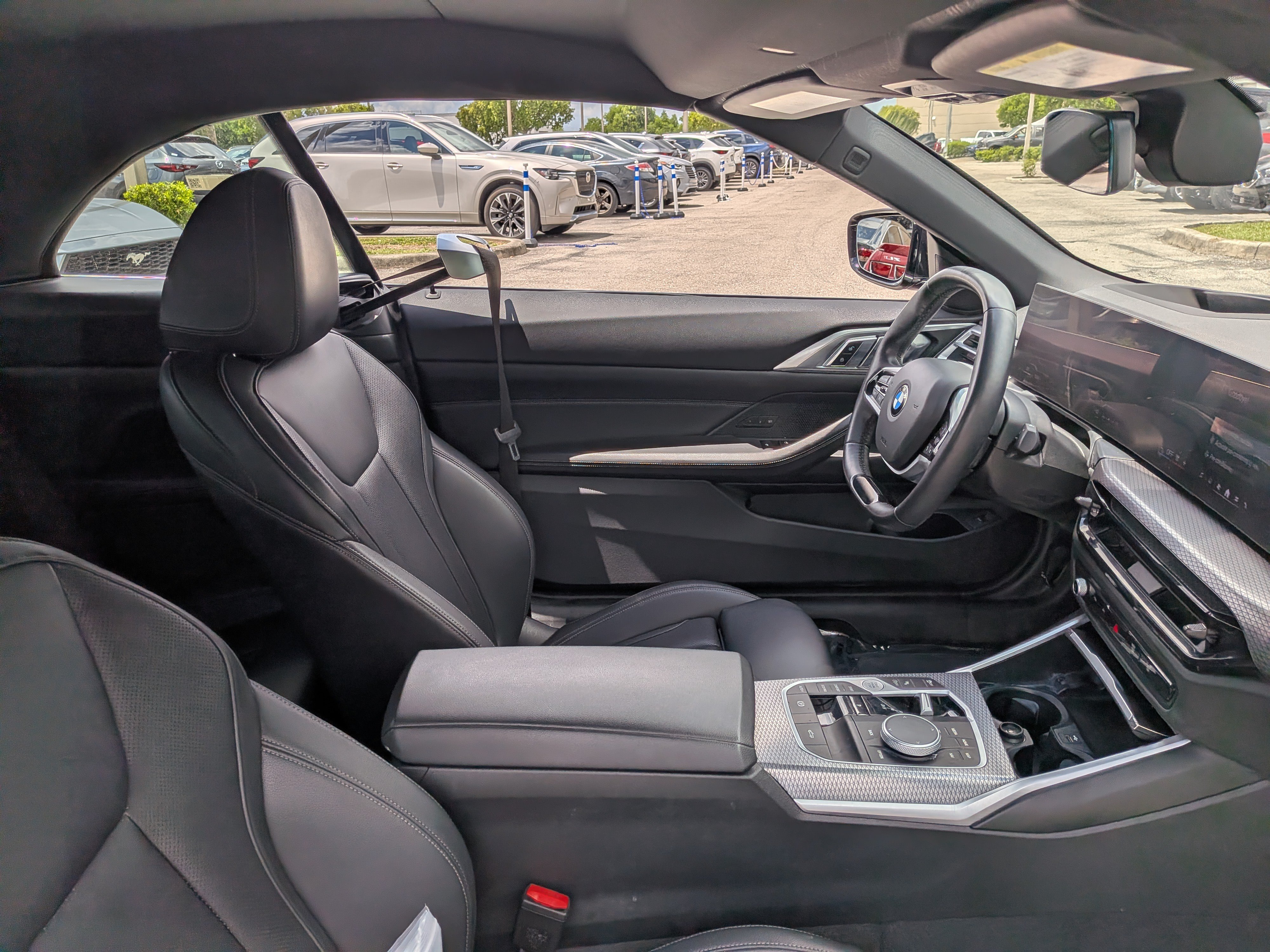 Used 2025 BMW 430i Convertible w/ Premium Package RWD image 14