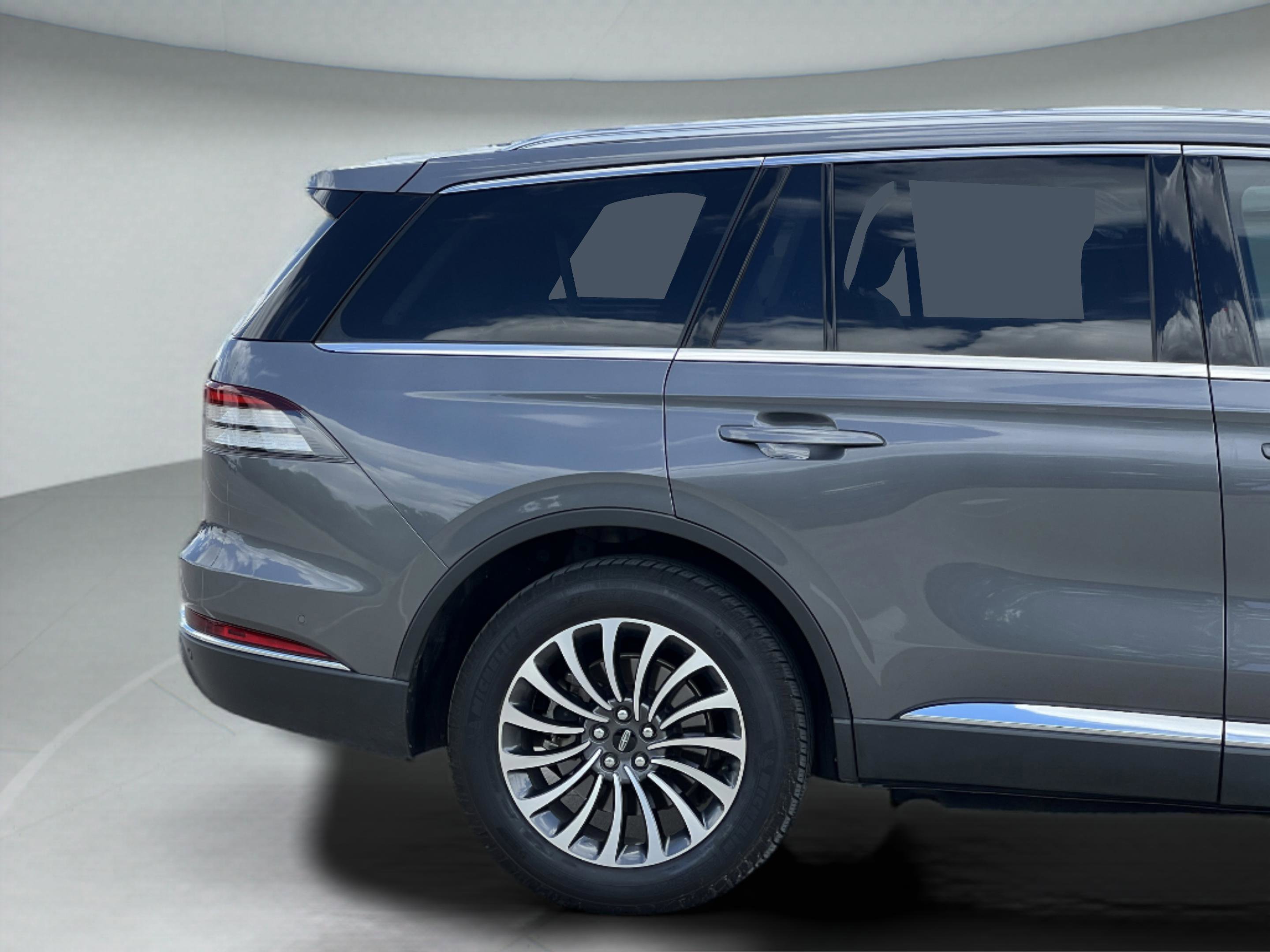 Used 2022 Lincoln Aviator Reserve w/ Equipment Group 201A image 34