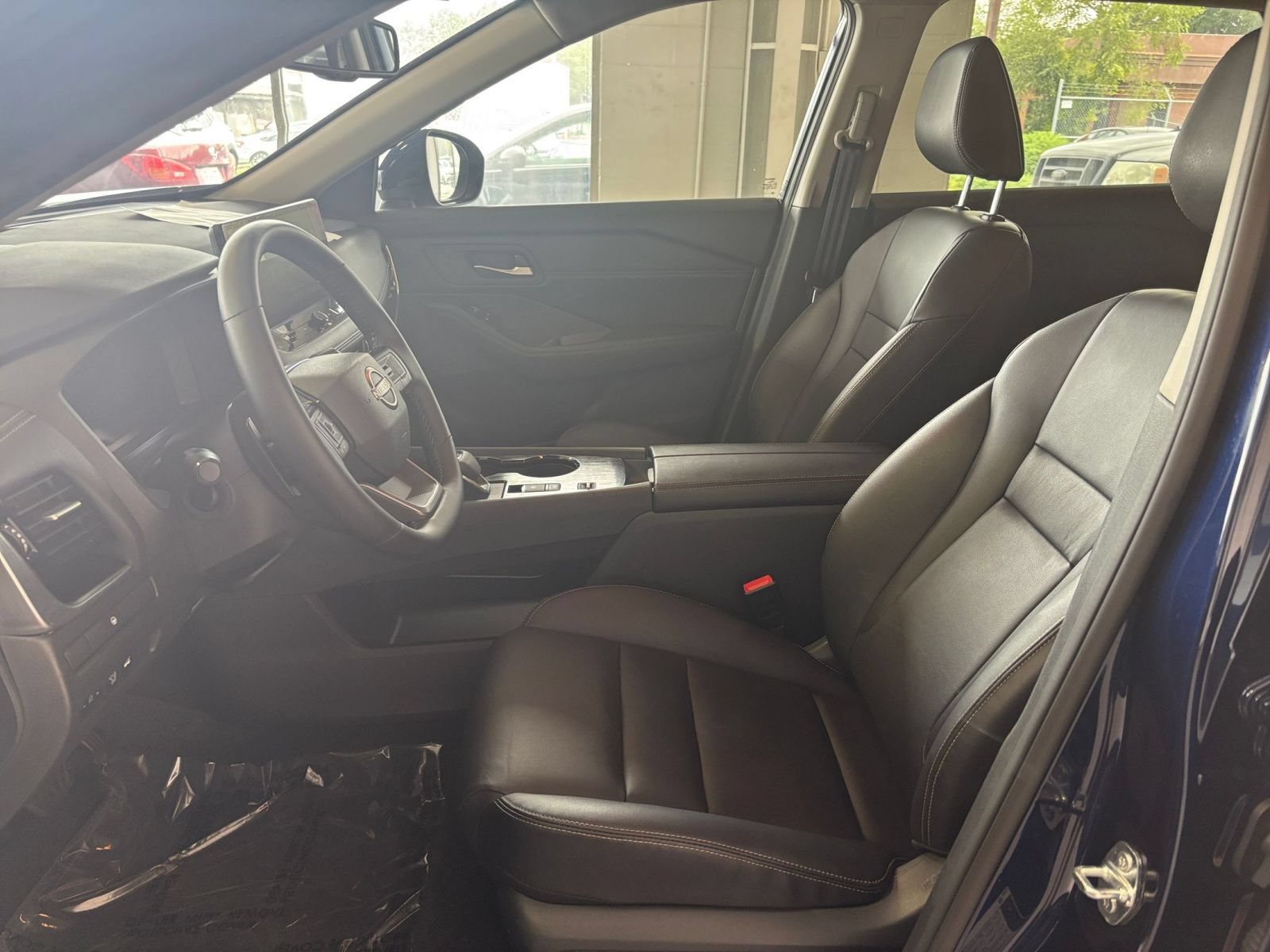 Used 2025 Kia Soul LX w/ LX Technology Package FWD image 29