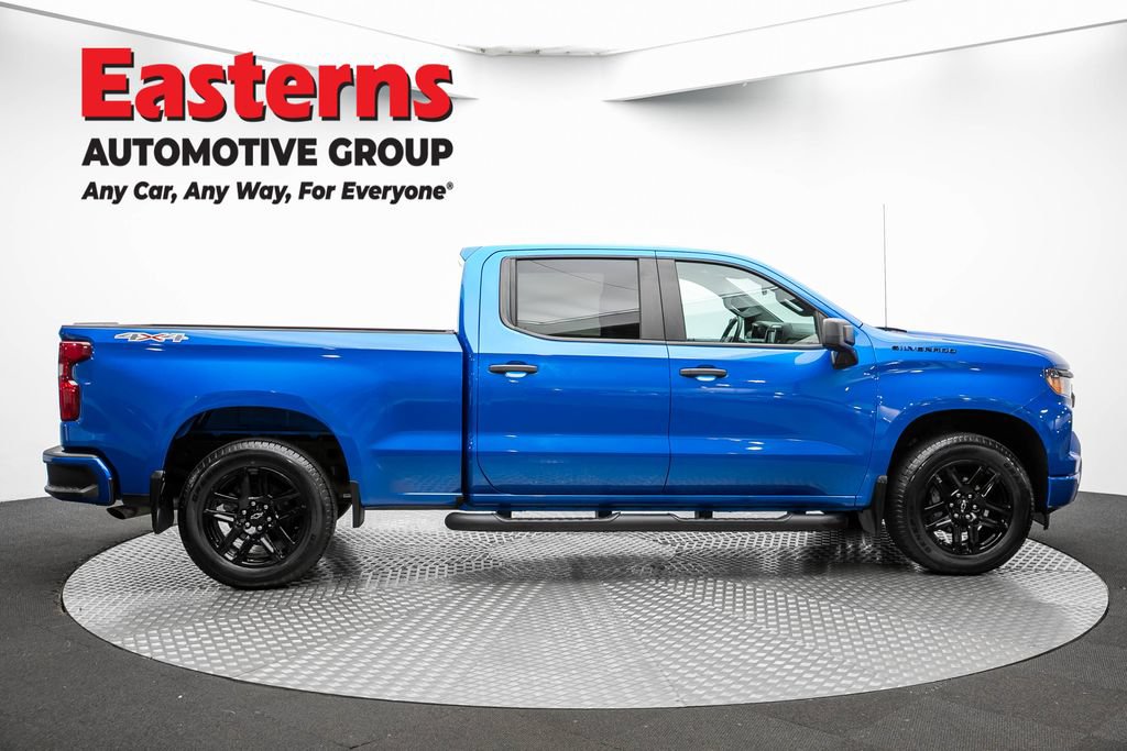 Used 2024 Chevrolet Silverado 1500 Custom w/ LPO, Dark Essentials Package AWD/4WD image 4