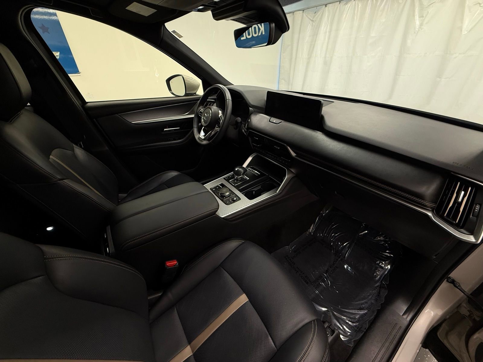 Used 2025 MAZDA CX-90 3.3 Turbo w/ Premium Plus Pkg image 8