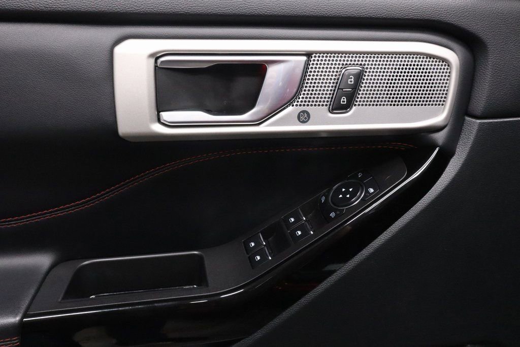 Certified 2024 Ford Explorer ST-Line w/ Class IV Trailer Tow Package image 23