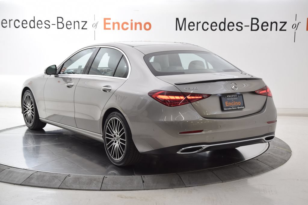 Used 2022 Mercedes-Benz C 300 Sedan image 4