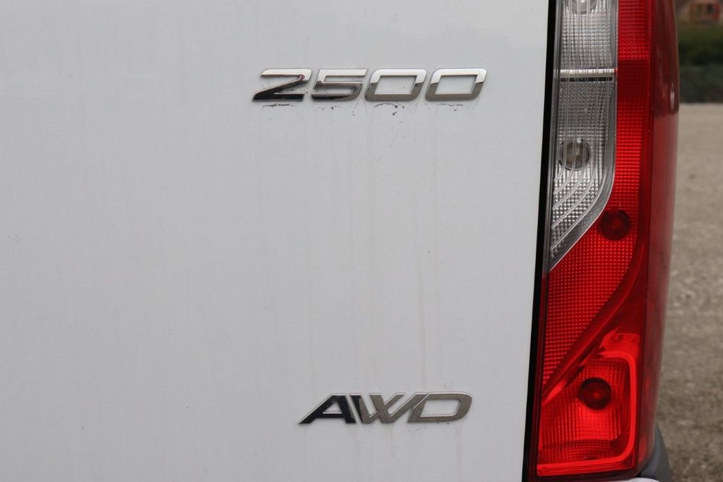 Used 2025 Mercedes-Benz Sprinter 2500 image 17