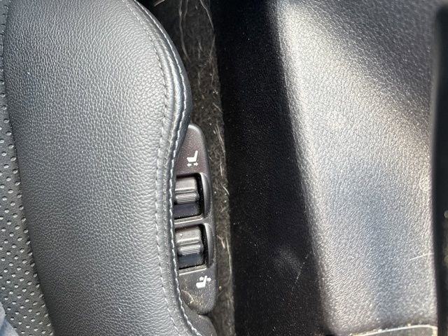 Used 2023 Nissan Z Performance w/ Floor Mat Package (L93) image 33