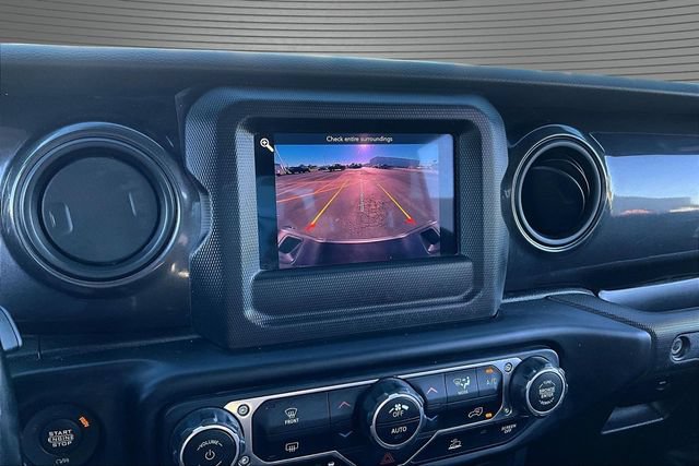 Used 2022 Jeep Gladiator Sport AWD/4WD image 15
