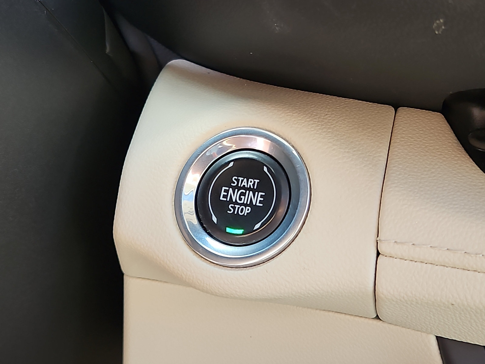 Used 2022 Buick Envision Avenir w/ Safety Package AWD/4WD image 24