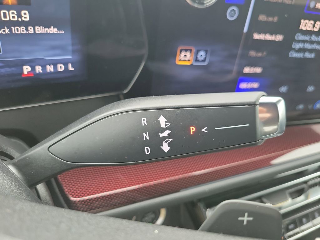 Used 2025 Chevrolet Traverse Z71 w/ LPO, Floor Liner Package image 17