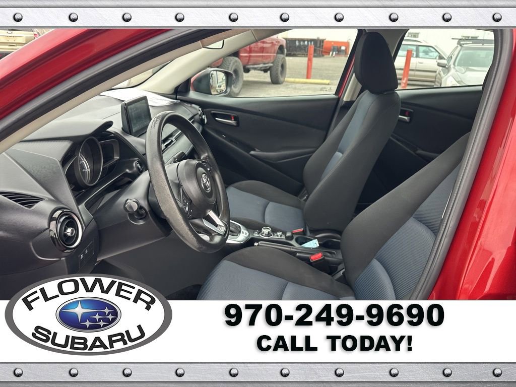 Used 2019 Toyota Yaris LE image 23