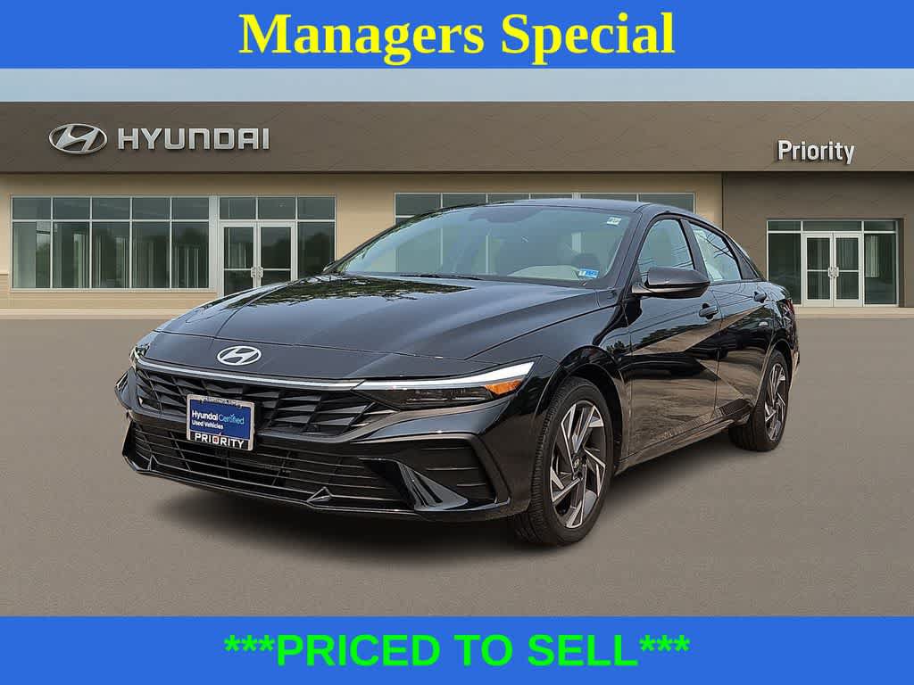 Certified 2025 Hyundai Elantra Sport w/ Cargo Package