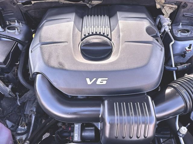 Used 2015 Jeep Grand Cherokee Limited w/ Trailer Tow Group IV image 30