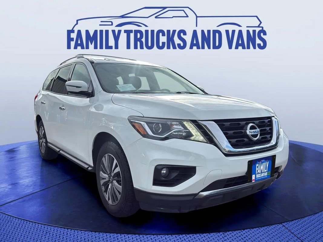 Used 2017 Nissan Pathfinder SV image 7