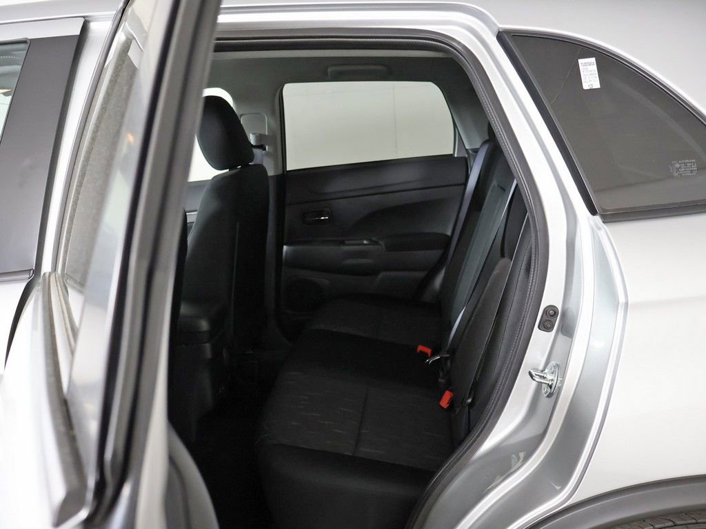 New 2026 Mitsubishi Outlander Sport LE AWD/4WD image 27