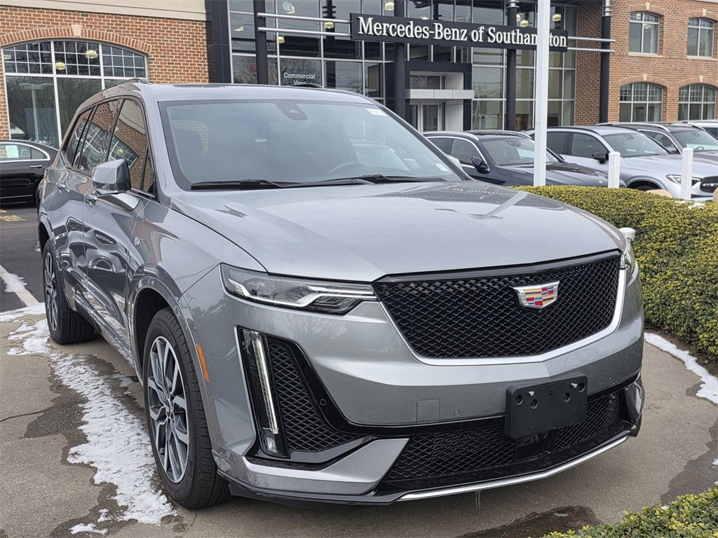 Used 2023 Cadillac XT6 Sport w/ Technology Package