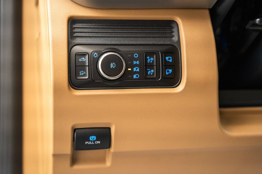 New 2026 Ford F350 XLT w/ XLT Premium Package AWD/4WD image 48