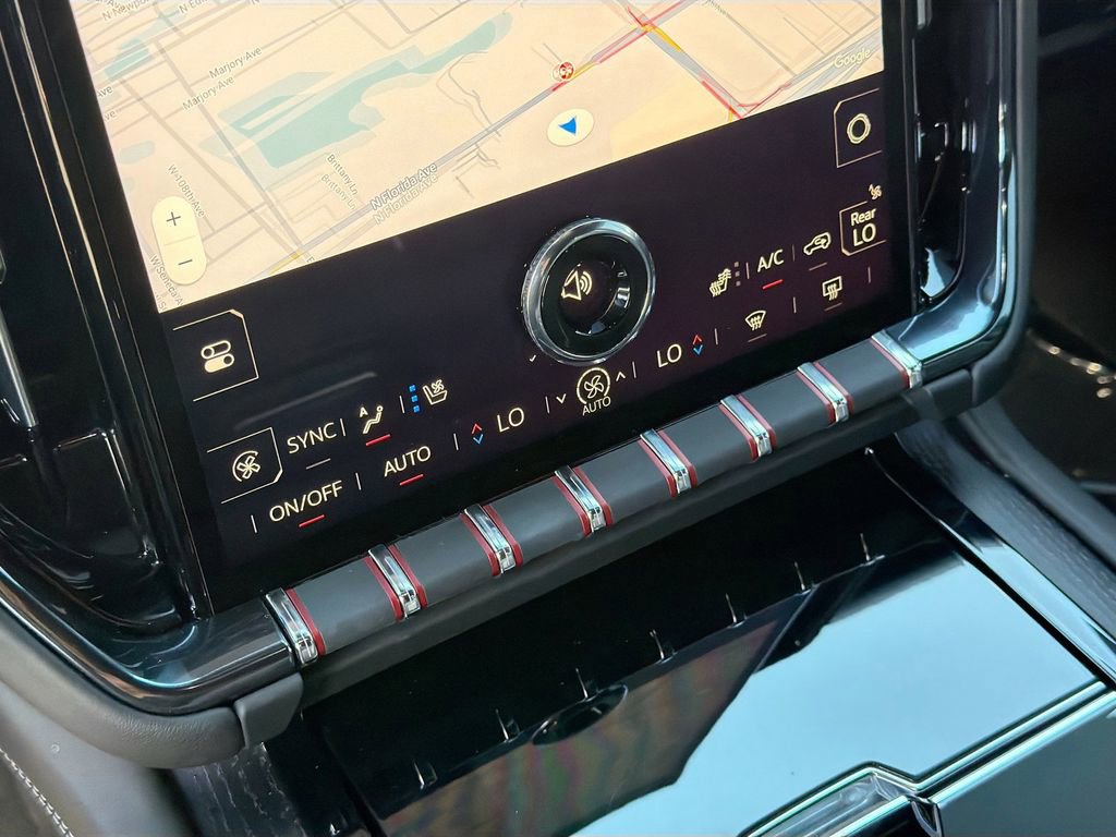 Used 2025 GMC Yukon AT4 Ultimate image 34