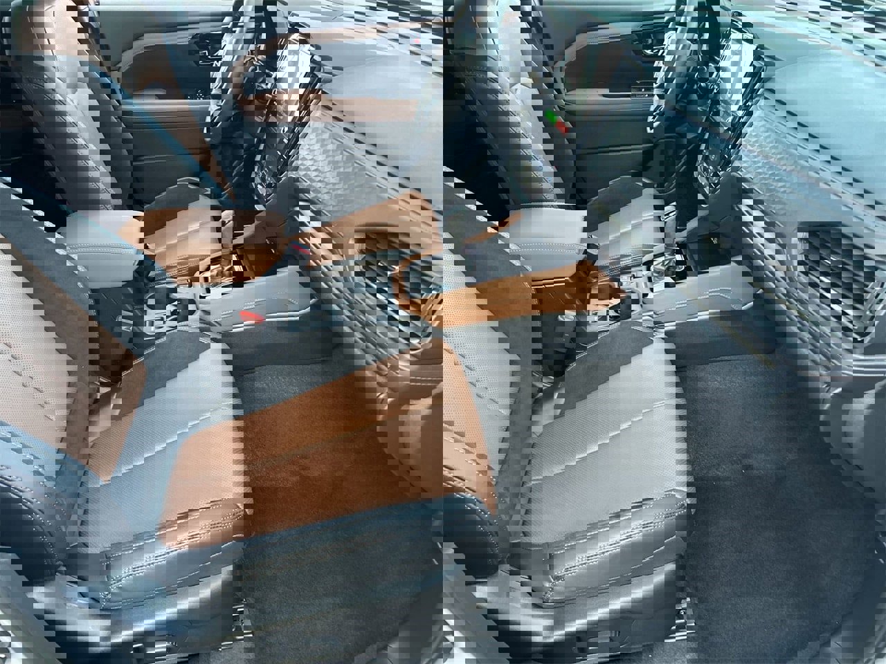 Certified 2025 Subaru Forester Touring w/ Popular Package - Touring image 9