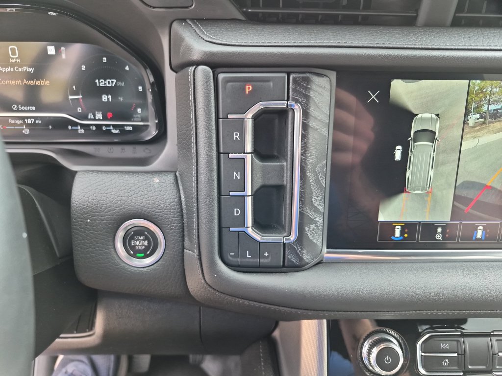 Used 2023 GMC Yukon XL Denali AWD/4WD image 30