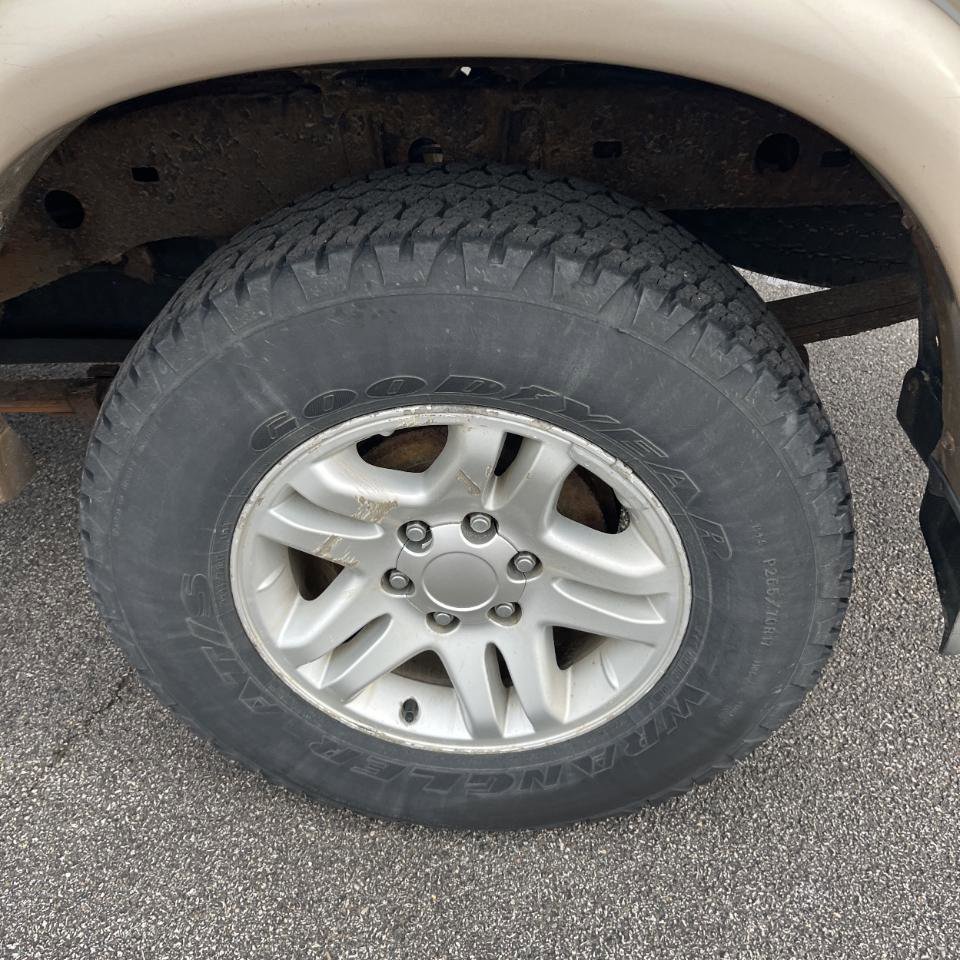 Used 2005 Toyota Tundra SR5 AWD/4WD image 30