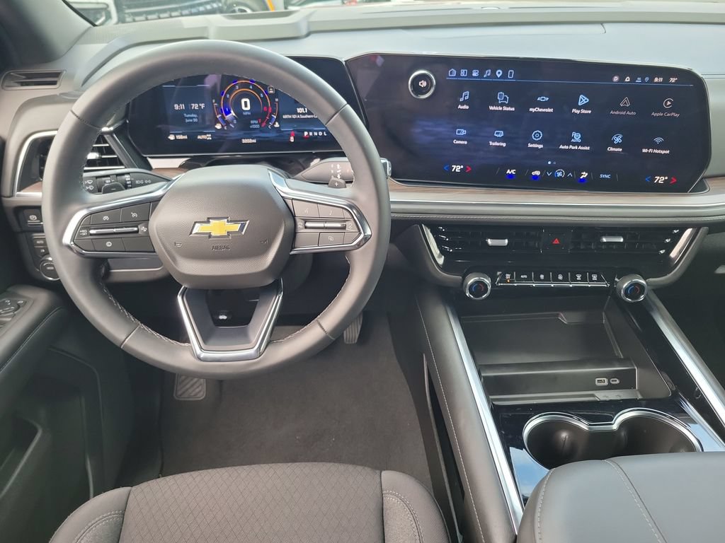 Used 2026 Chevrolet Tahoe LS AWD/4WD image 4