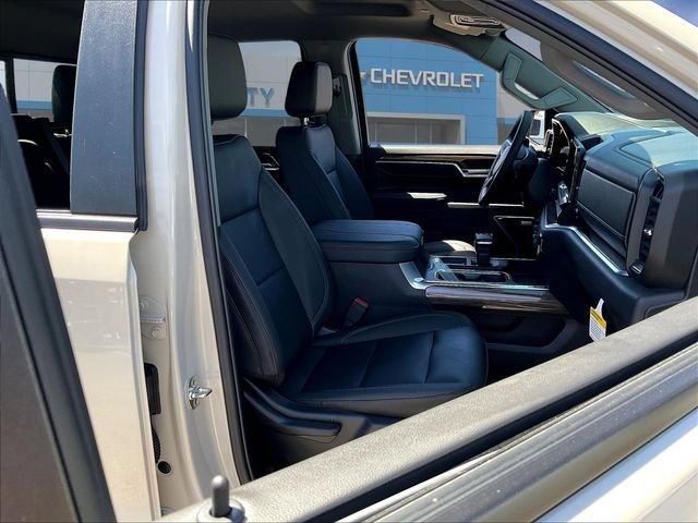 New 2026 Chevrolet Silverado 1500 RST AWD/4WD image 13