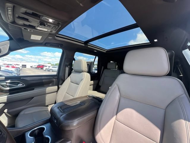 Used 2021 GMC Yukon SLT w/ SLT Luxury Plus Package AWD/4WD image 29