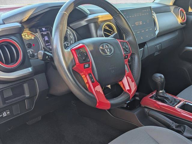 Used 2017 Toyota Tacoma SR5 w/ Tow Package RWD image 10