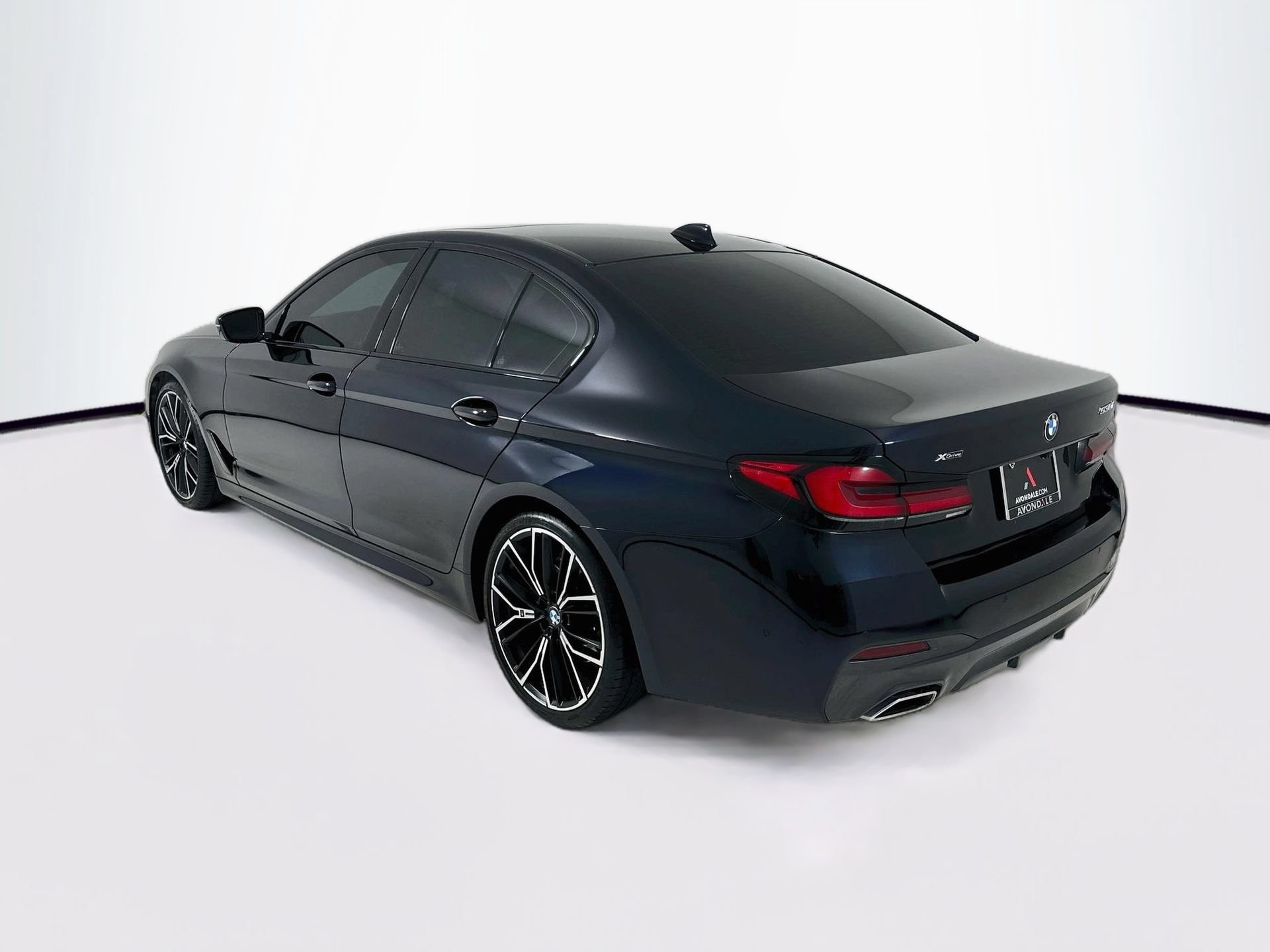 Used 2023 BMW 530i xDrive w/ M Sport Package AWD/4WD image 6