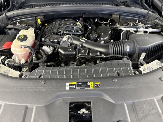 Used 2022 Jeep Grand Cherokee L Laredo AWD/4WD image 29