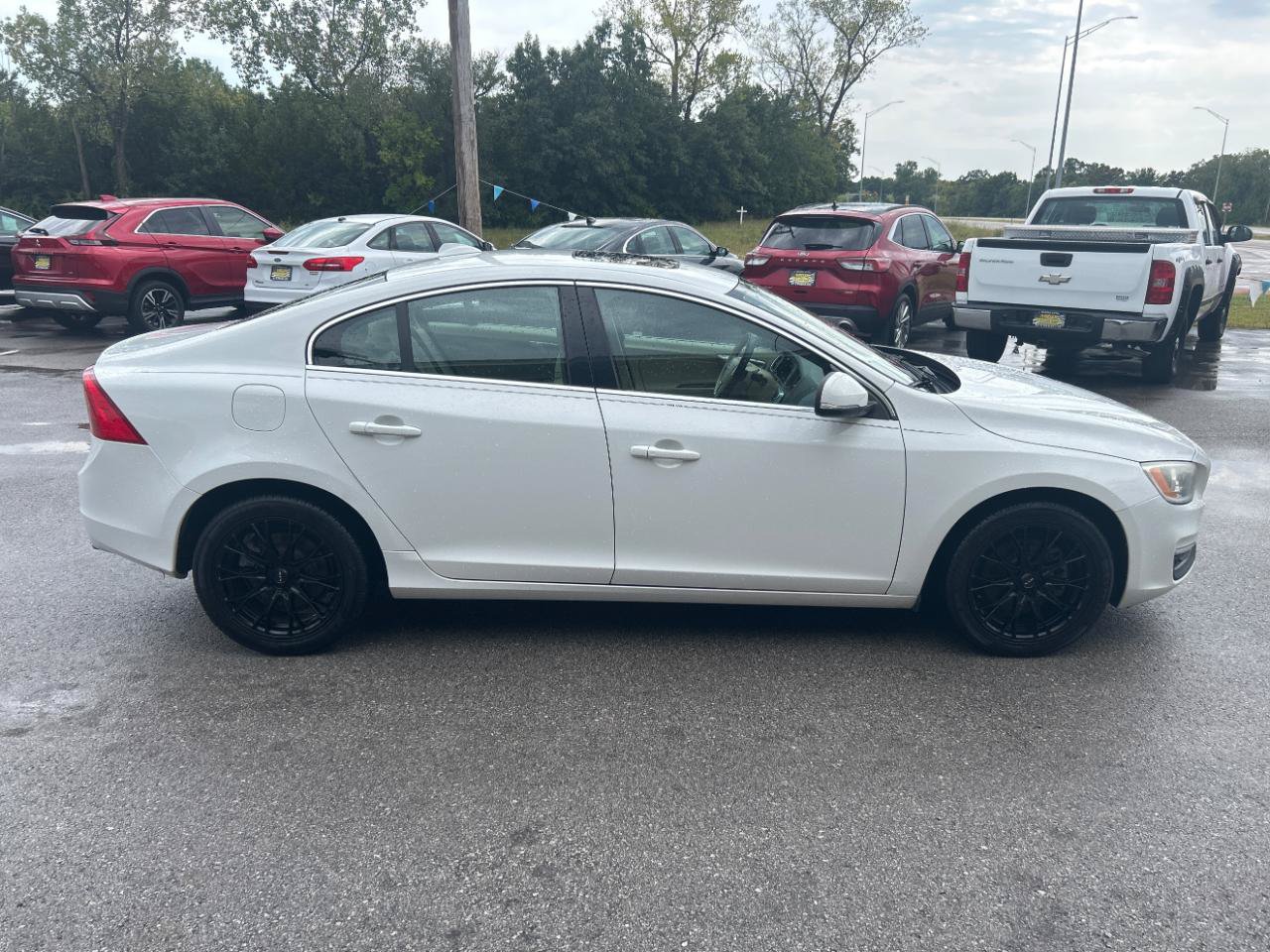 Used 2016 Volvo S60 T5 Premier w/ Convenience Package FWD image 4
