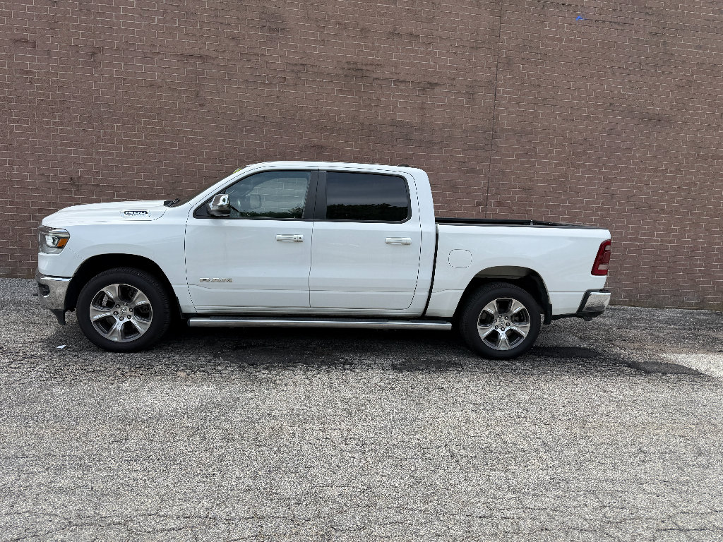 Used 2023 RAM 1500 Laramie AWD/4WD image 3