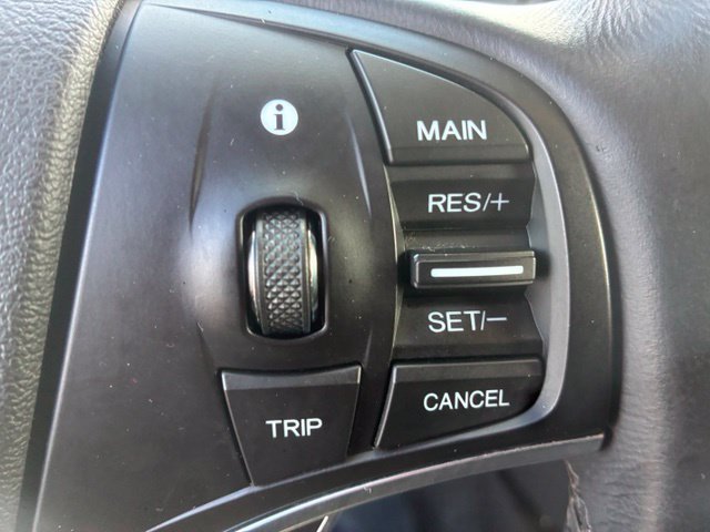 Used 2016 Acura MDX w/ Technology Package AWD/4WD image 32