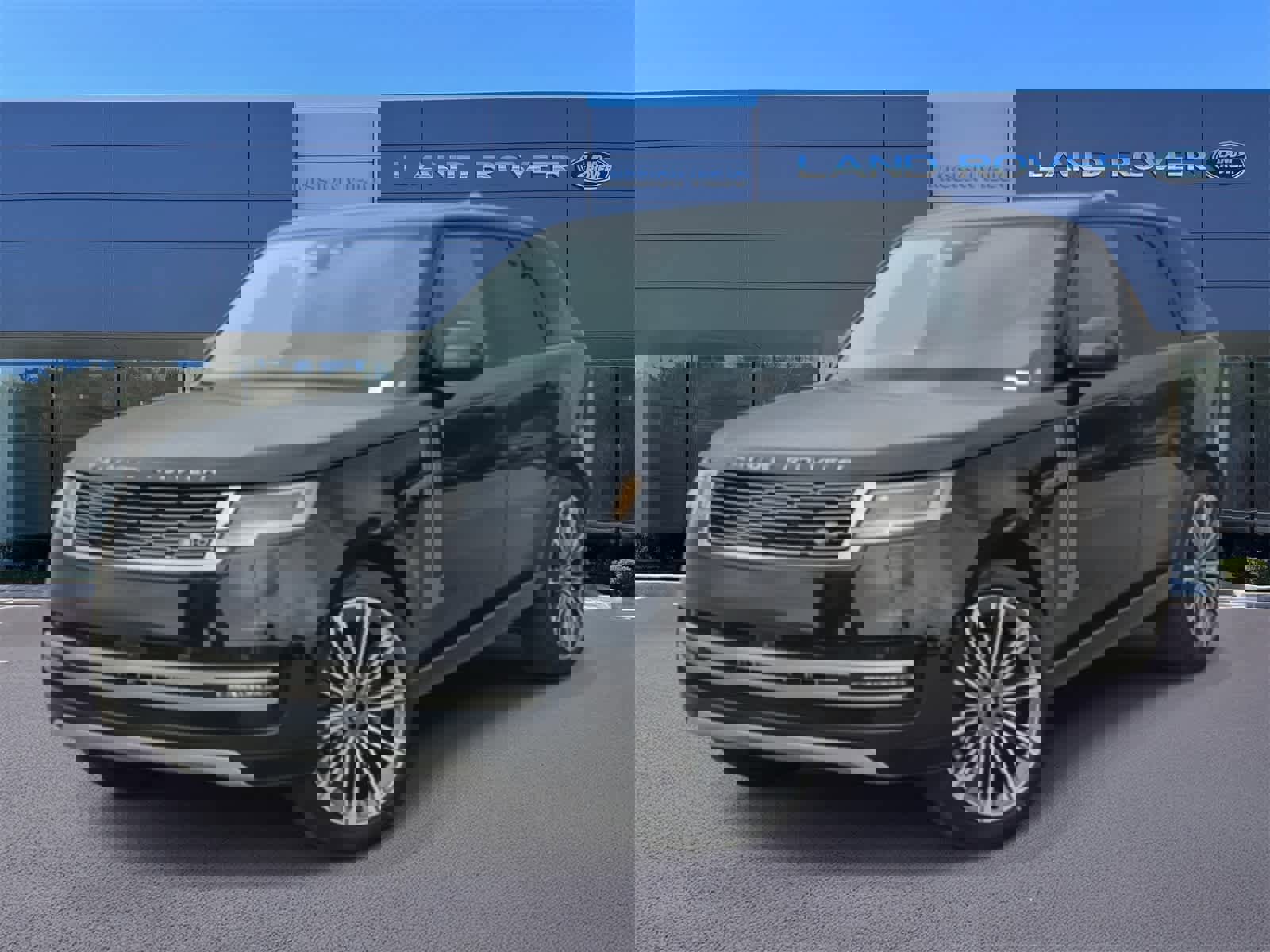 New 2025 Land Rover Range Rover SE