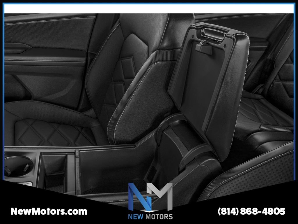 Used 2024 Volkswagen Atlas Cross Sport SE w/ Panoramic Sunroof Package AWD/4WD image 9