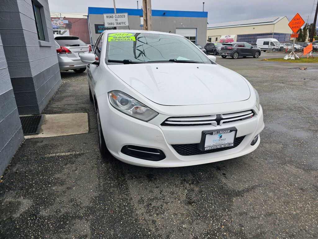 Used 2014 Dodge Dart SE image 3