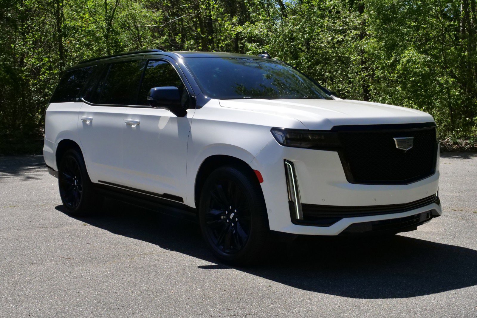 Used 2021 Cadillac Escalade Sport w/ Driver Assist Tech Package image 4