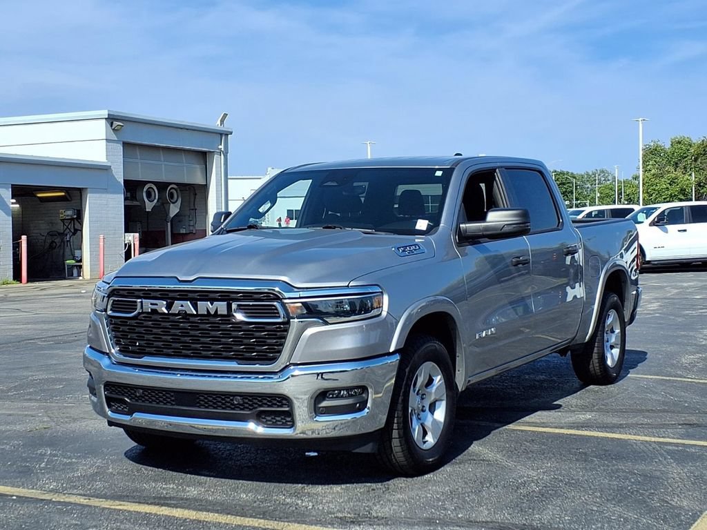 Used 2025 RAM 1500 Big Horn AWD/4WD image 2