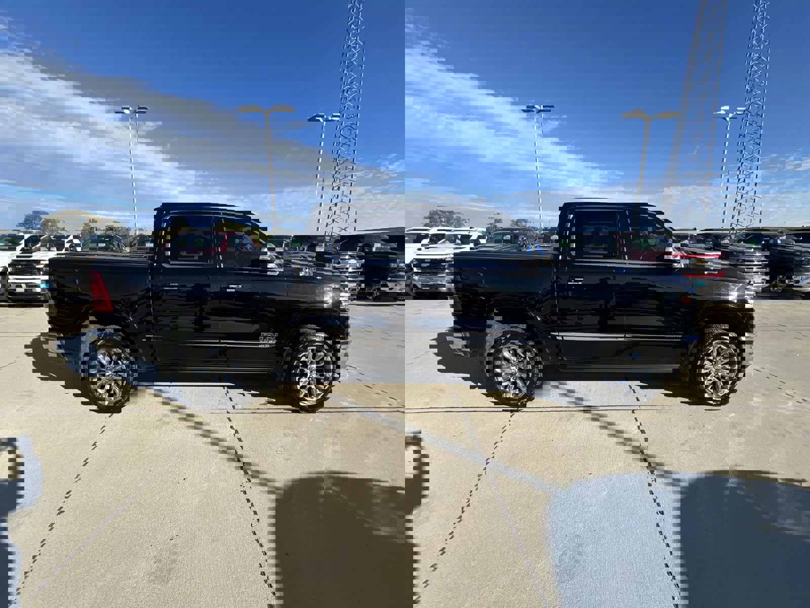 Used 2022 RAM 1500 Limited image 9