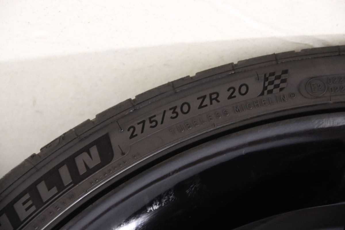 Used 2025 Chevrolet Corvette Z06 RWD image 24